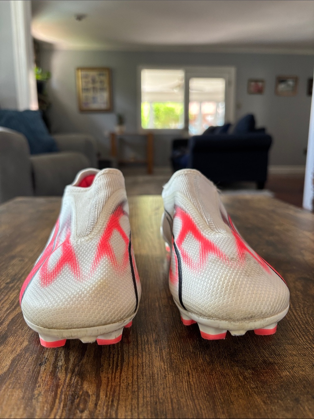 Kids Puma ultra match LL size 2